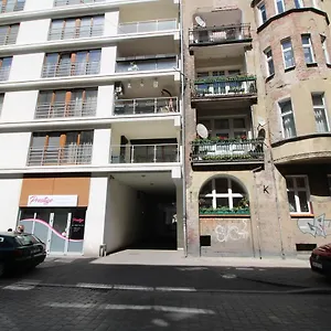 https://studio-lofty-komuny-paryskiej-62.hotelswroclaw.com